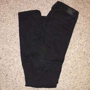 Black American Eagle Skinny Jeans